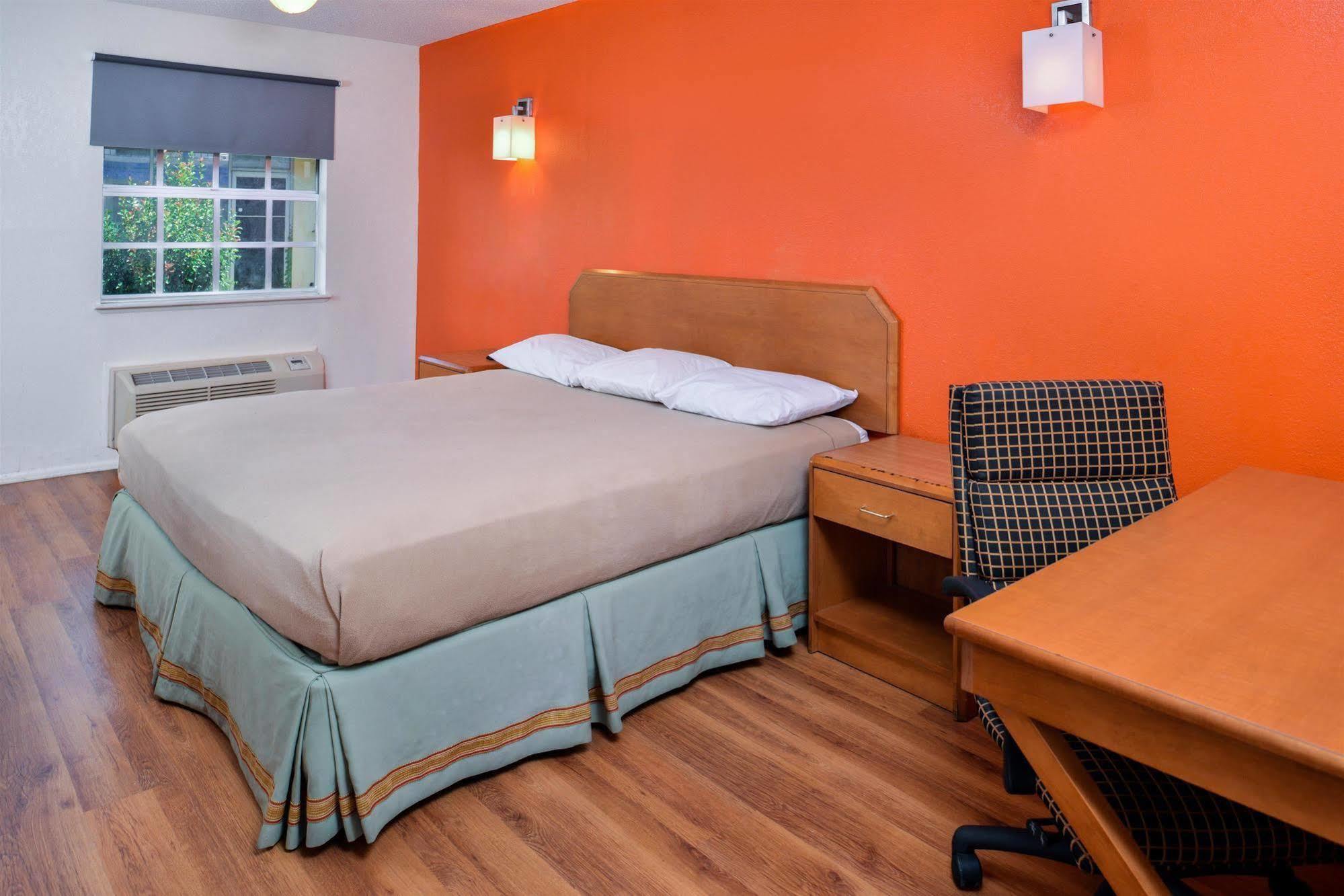 America'S Best Inn Montgomery Zewnętrze zdjęcie